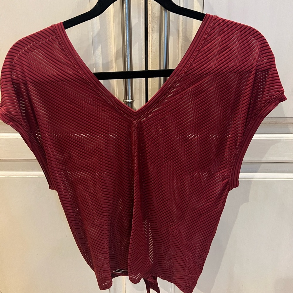 LuLuLemon Ahead by Mikes Striped Mesh Tie Size 4 Tie Back Short Sleeve